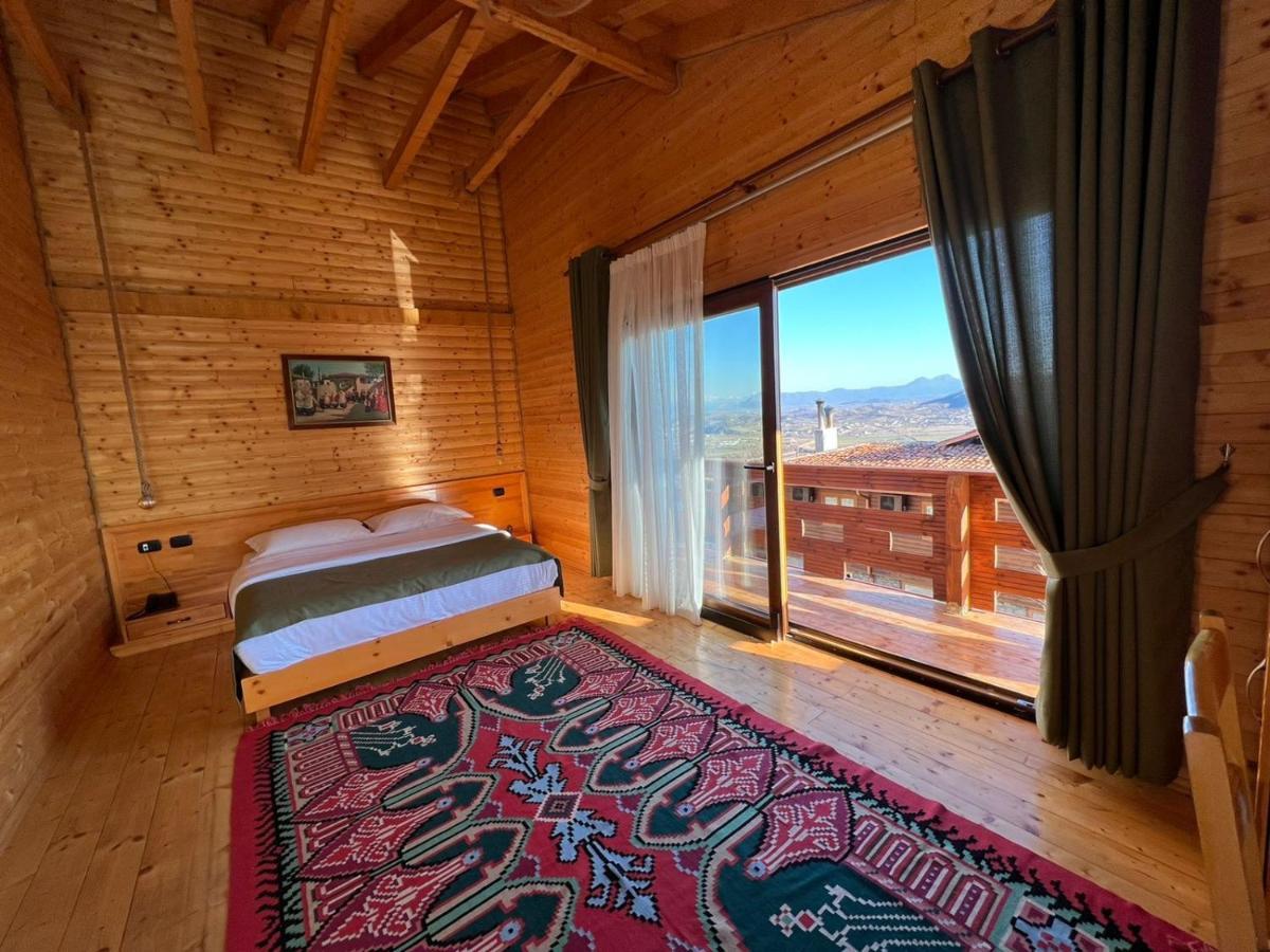 Wooden House Hotel Shkoder Exterior photo